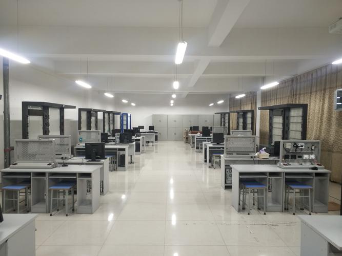 通过对物联网智慧城市,智能超市,智能环境,智慧工厂等系统部署,传感器